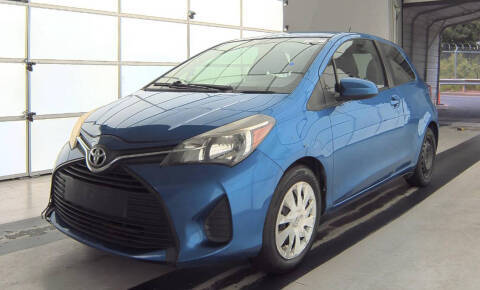 2015 Toyota Yaris L FWD photo