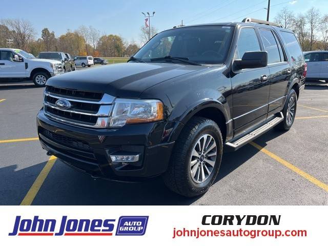 2017 Ford Expedition XLT 4WD photo