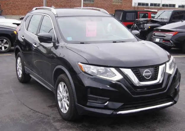 2017 Nissan Rogue SV AWD photo