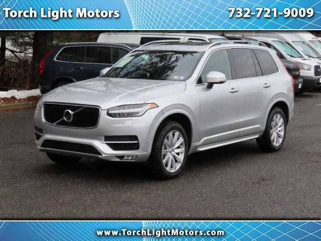 2018 Volvo XC90 Momentum AWD photo