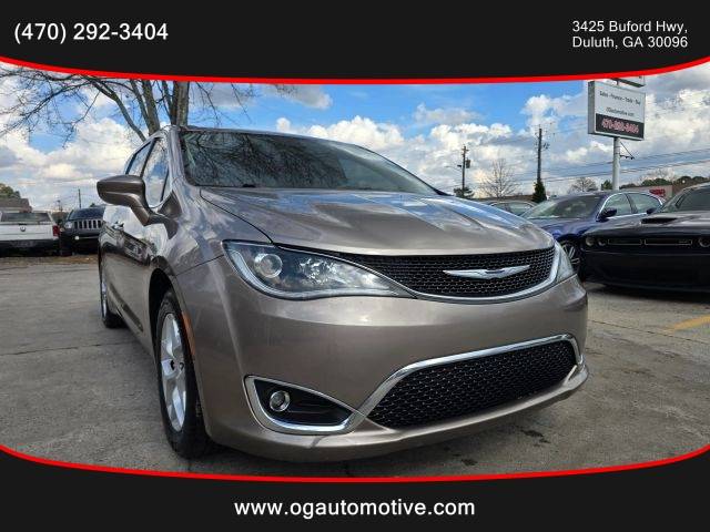 2018 Chrysler Pacifica Minivan Touring Plus FWD photo