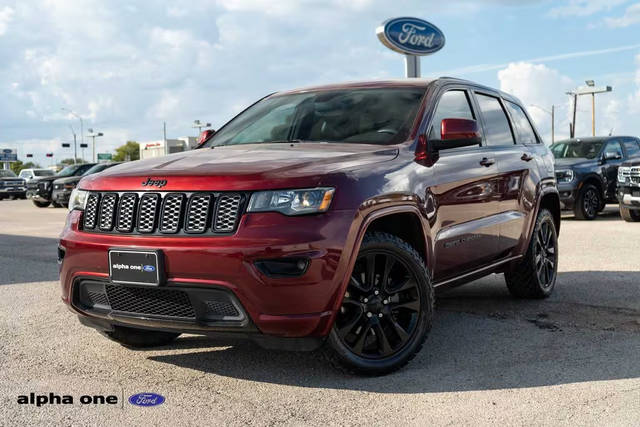 2018 Jeep Grand Cherokee Altitude 4WD photo