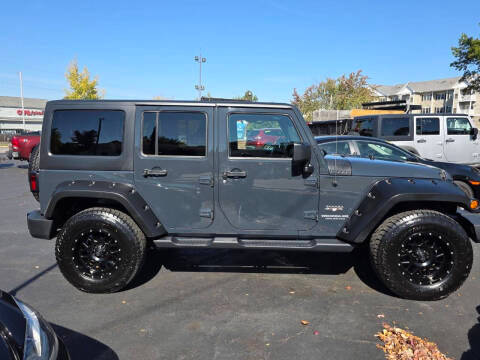 2017 Jeep Wrangler Unlimited Sahara 4WD photo