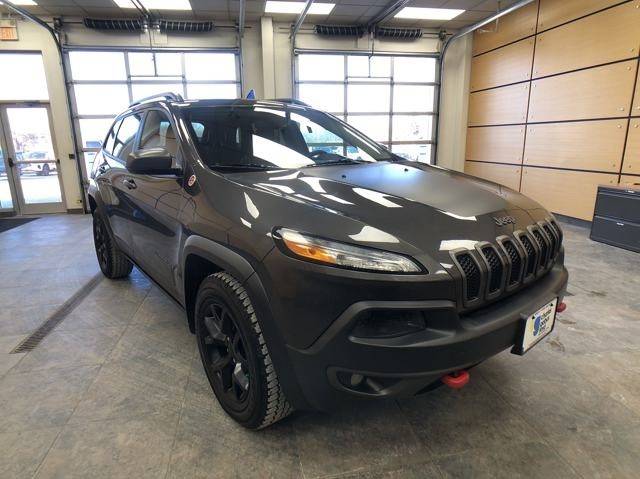 2018 Jeep Cherokee Trailhawk 4WD photo