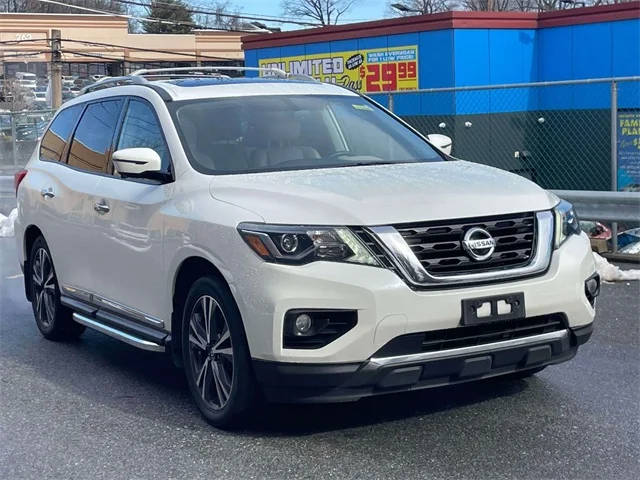 2018 Nissan Pathfinder Platinum 4WD photo