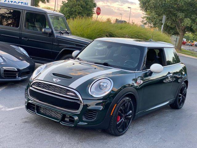 2017 MINI Hardtop 2 Door John Cooper Works FWD photo