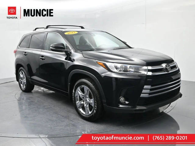 2017 Toyota Highlander Limited Platinum AWD photo