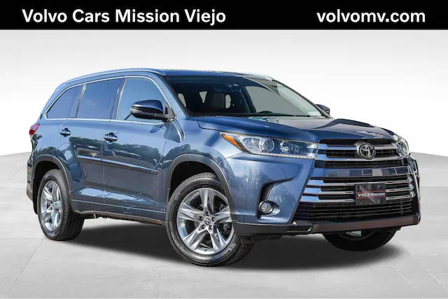 2017 Toyota Highlander Limited AWD photo