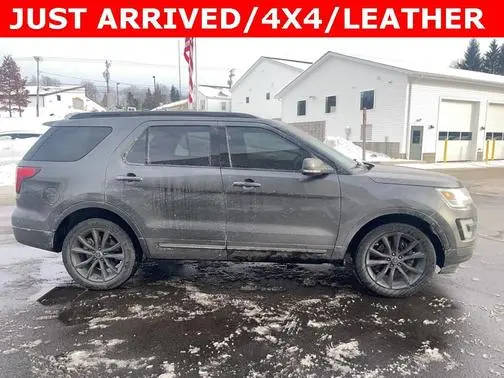 2017 Ford Explorer XLT 4WD photo