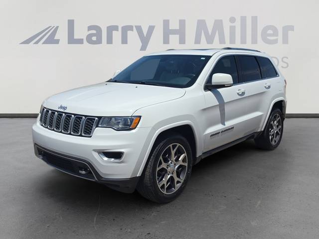 2018 Jeep Grand Cherokee Sterling Edition 4WD photo