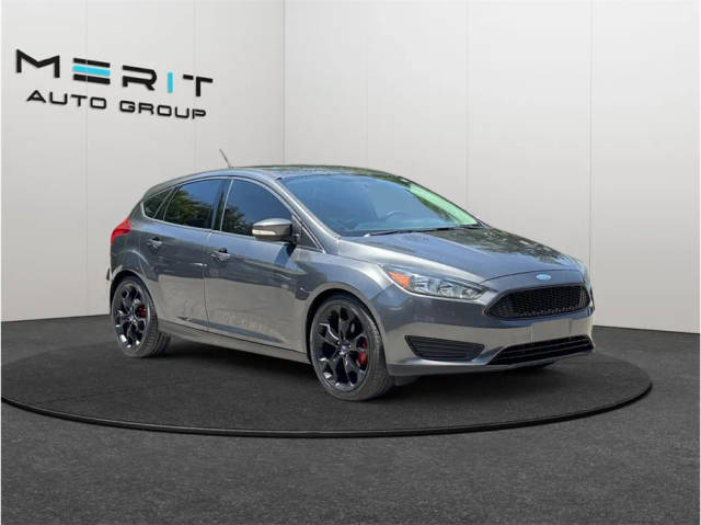 2017 Ford Focus SE FWD photo