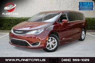 2018 Chrysler Pacifica Minivan Touring Plus FWD photo