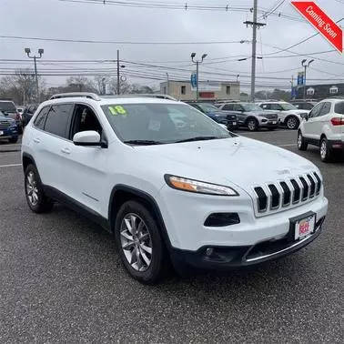 2018 Jeep Cherokee Limited 4WD photo