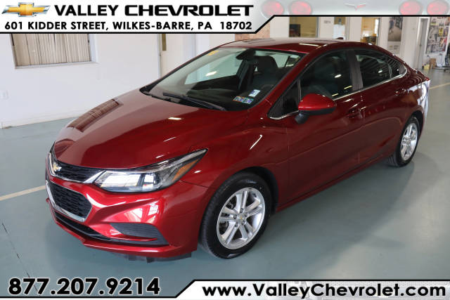 2018 Chevrolet Cruze LT FWD photo