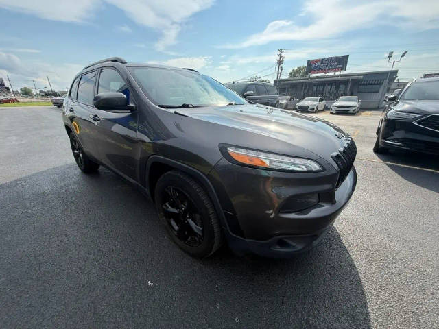 2018 Jeep Cherokee Latitude FWD photo