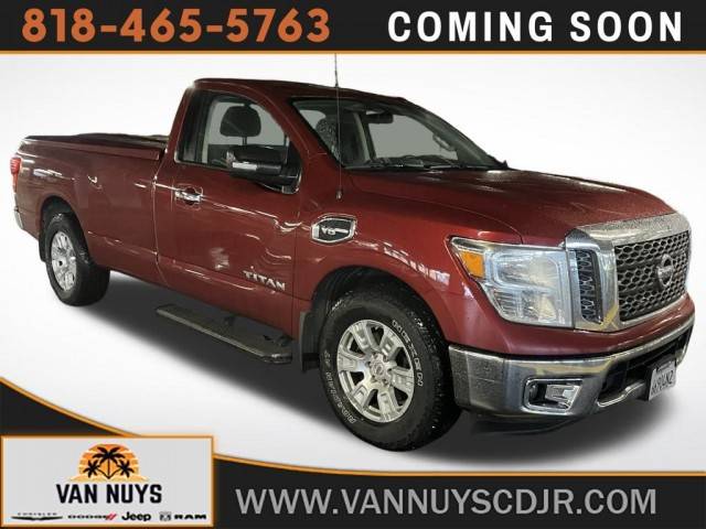 2017 Nissan Titan SV RWD photo