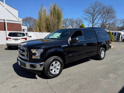 2017 Ford F-150 XLT 4WD photo