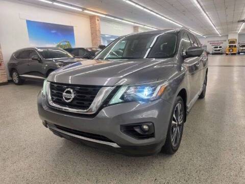 2018 Nissan Pathfinder Platinum 4WD photo