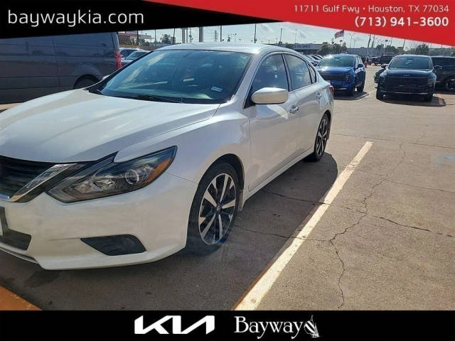 2018 Nissan Altima 2.5 SR FWD photo