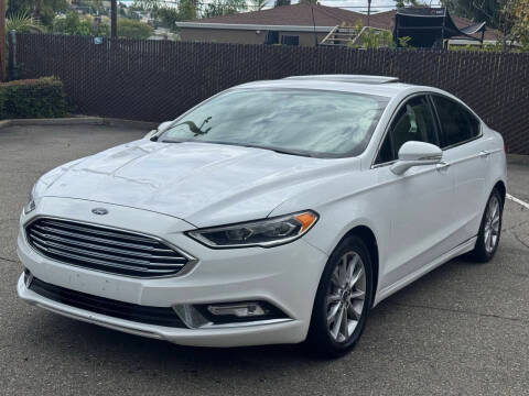2017 Ford Fusion SE FWD photo