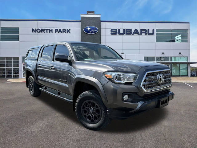 2017 Toyota Tacoma SR5 4WD photo