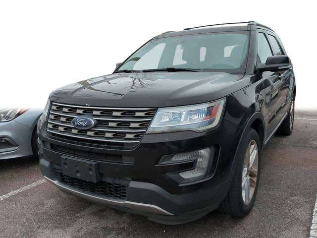 2017 Ford Explorer XLT 4WD photo