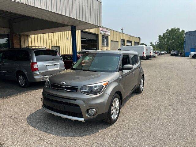 2018 Kia Soul + FWD photo