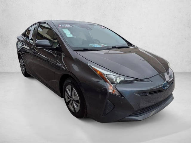 2017 Toyota Prius Three FWD photo
