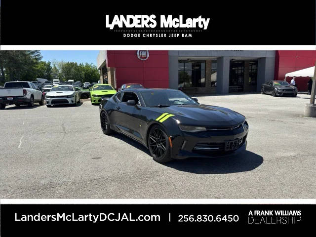 2018 Chevrolet Camaro 1LT RWD photo