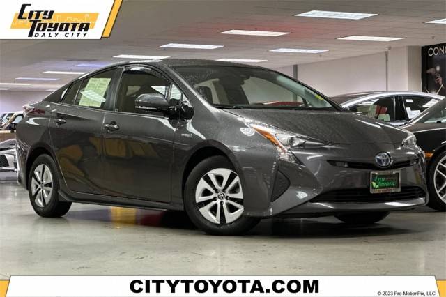 2017 Toyota Prius Two FWD photo