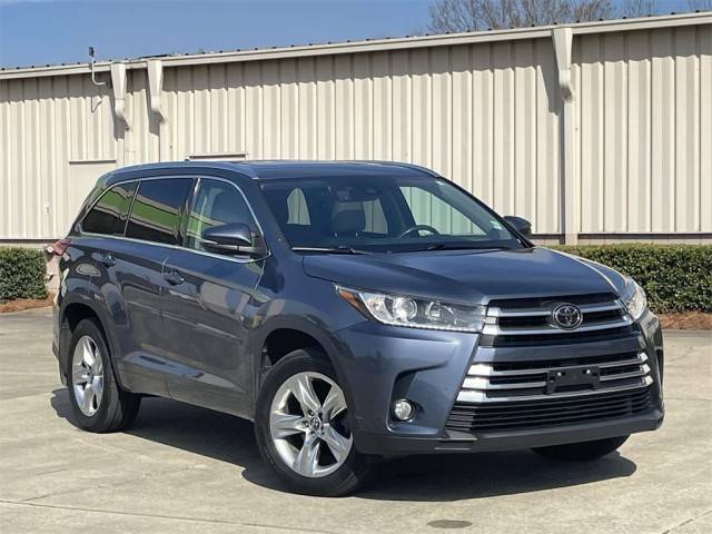 2017 Toyota Highlander Limited AWD photo