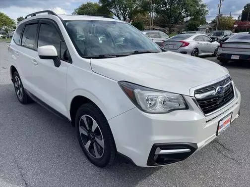 2018 Subaru Forester Premium AWD photo