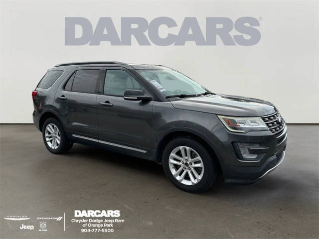 2017 Ford Explorer XLT FWD photo