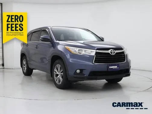 2015 Toyota Highlander LE AWD photo