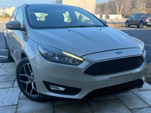 2017 Ford Focus SEL FWD photo