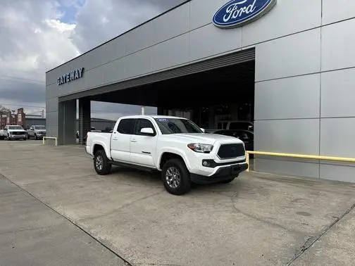 2017 Toyota Tacoma SR5 RWD photo