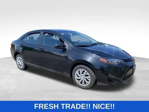 2018 Toyota Corolla LE FWD photo