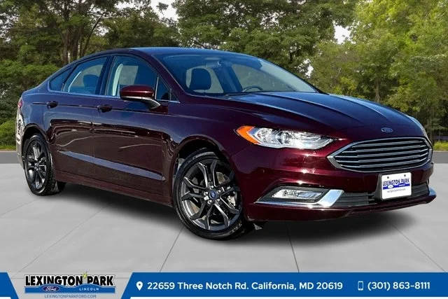 2018 Ford Fusion SE FWD photo