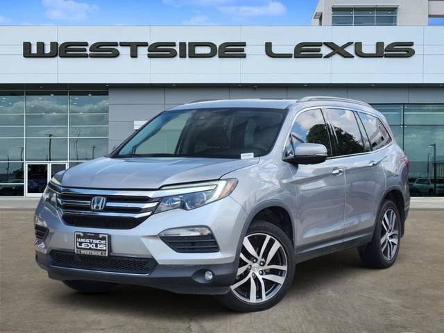 2017 Honda Pilot Elite AWD photo
