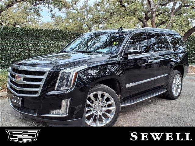 2018 Cadillac Escalade Luxury RWD photo