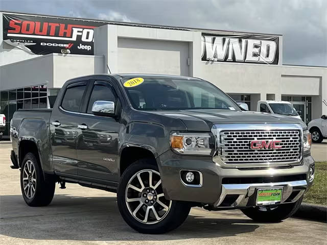 2018 GMC Canyon 4WD Denali 4WD photo