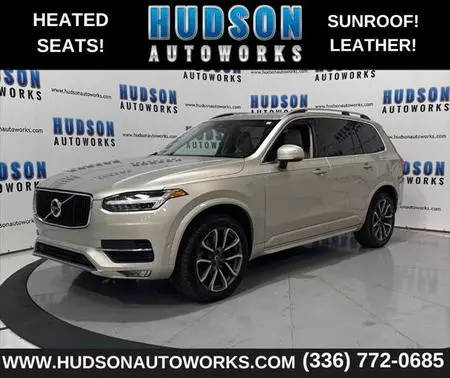 2018 Volvo XC90 Momentum AWD photo