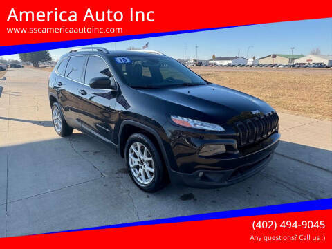 2018 Jeep Cherokee Latitude Plus FWD photo