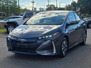 2017 Toyota Prius Prime Premium FWD photo