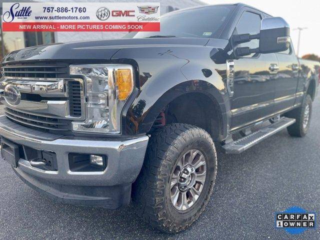 2017 Ford F-250 Super Duty XLT 4WD photo