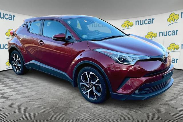 2018 Toyota C-HR XLE Premium FWD photo