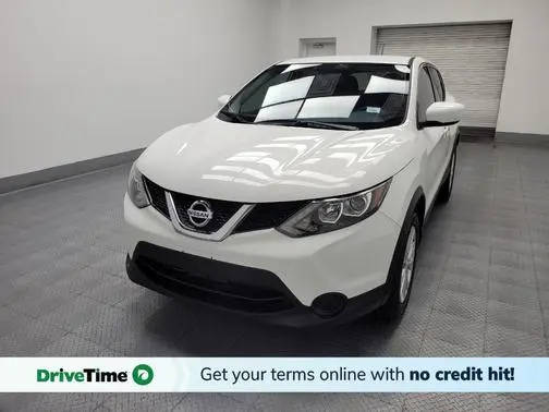 2017 Nissan Rogue Sport S FWD photo