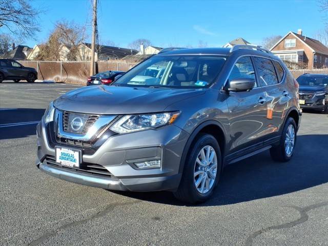 2017 Nissan Rogue SV AWD photo