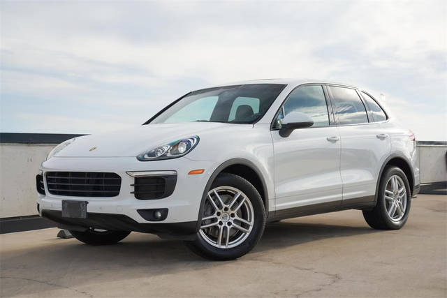 2018 Porsche Cayenne  AWD photo