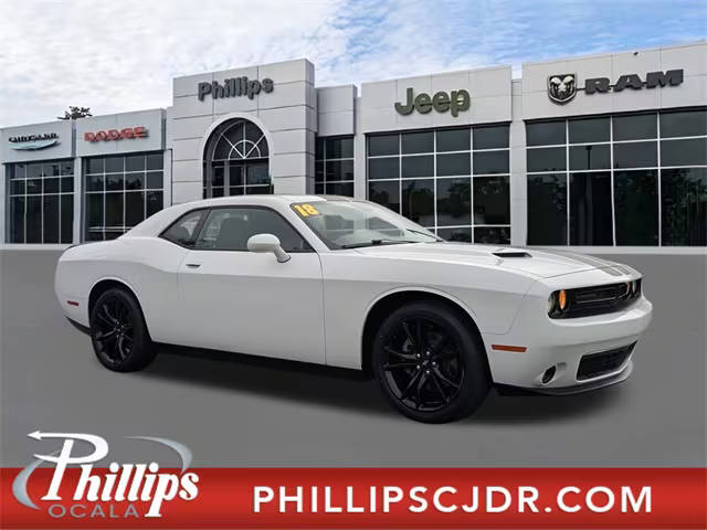 2018 Dodge Challenger SXT Plus RWD photo